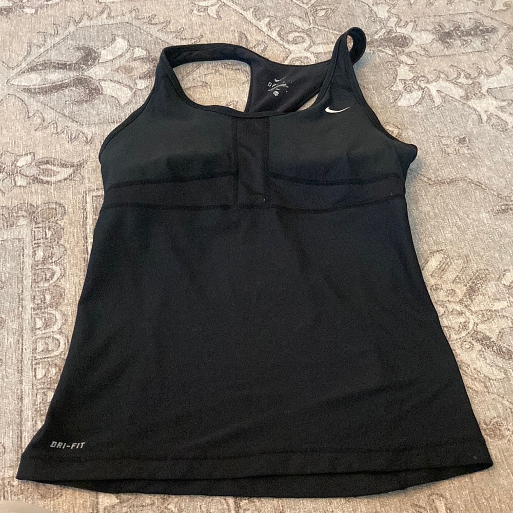 Nike running top